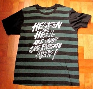 ユニクロ「UT半袖 SPRZ NY ”HEAVEN AND HELL ARE JUST・・・！”　半袖Tシャツ 」　Color＝グリーン/黒のボーダー ：Size＝ M