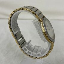 B516-H15-2008◎Aquascutum アクアスキュータム 000718 V700-6K00 クォーツ レディース リューズ動作確認済み 腕回り約16.5cm 直径約2.4cm_画像4