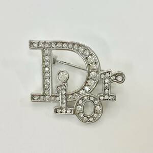 8220 Christian Dior Logo стразы брошь серебряный 