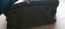 イタリア陸軍 ボストンバッグ ショルダー OD ナイロンキャンパス 容量55L コンプレッションベルト ミリタリー 旅行用バッグ 非喫煙_画像7