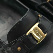 サルヴァトーレフェラガモ ローファー ヴァラ スリッポン レザー シューズ 靴 黒 メンズ 7EEサイズ ブラック Salvatore Ferragamo_画像2