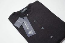 【ジョンスメドレー JOHN SMEDLEY／新品】高級Wool100% クルーネックカーディガン／BUTTERCUP ／SLIMFIT／Mサイズ／SOOT ブラウン系★_画像2