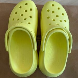 正規品　厚底　イエロー　crocs クロックス　ライム　クラッシュクロッグ