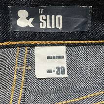 【FIT SLIQ】H&M エイチアンドエム デニムパンツ ジーンズ 無印 ブラック 綿100% カジュアル デイリーユース シンプル メンズW30/30OO_画像8