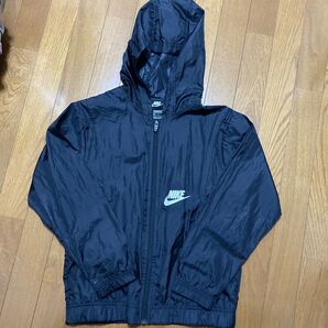 NIKEナイロンパーカー