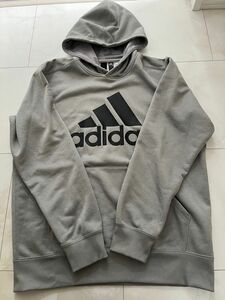 adidas パーカー　アディダス　L