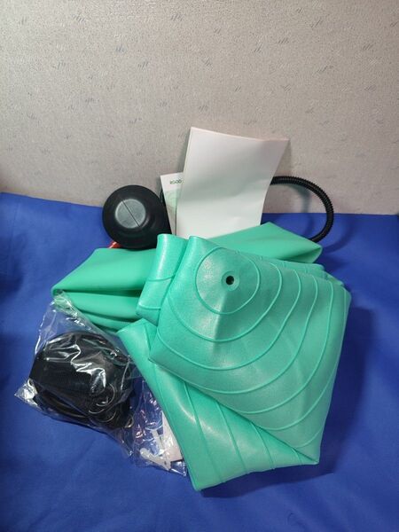 バランスボール 直径60cm ポンプ・固定用輪っか・トレーニング用ベルト他一式