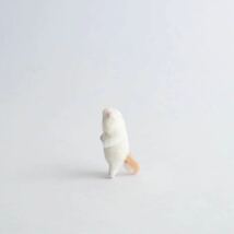ハンドメイド　立ちミニ白茶猫　ドールハウス 人形　ミニチュア　猫　羊毛フェルト_画像3