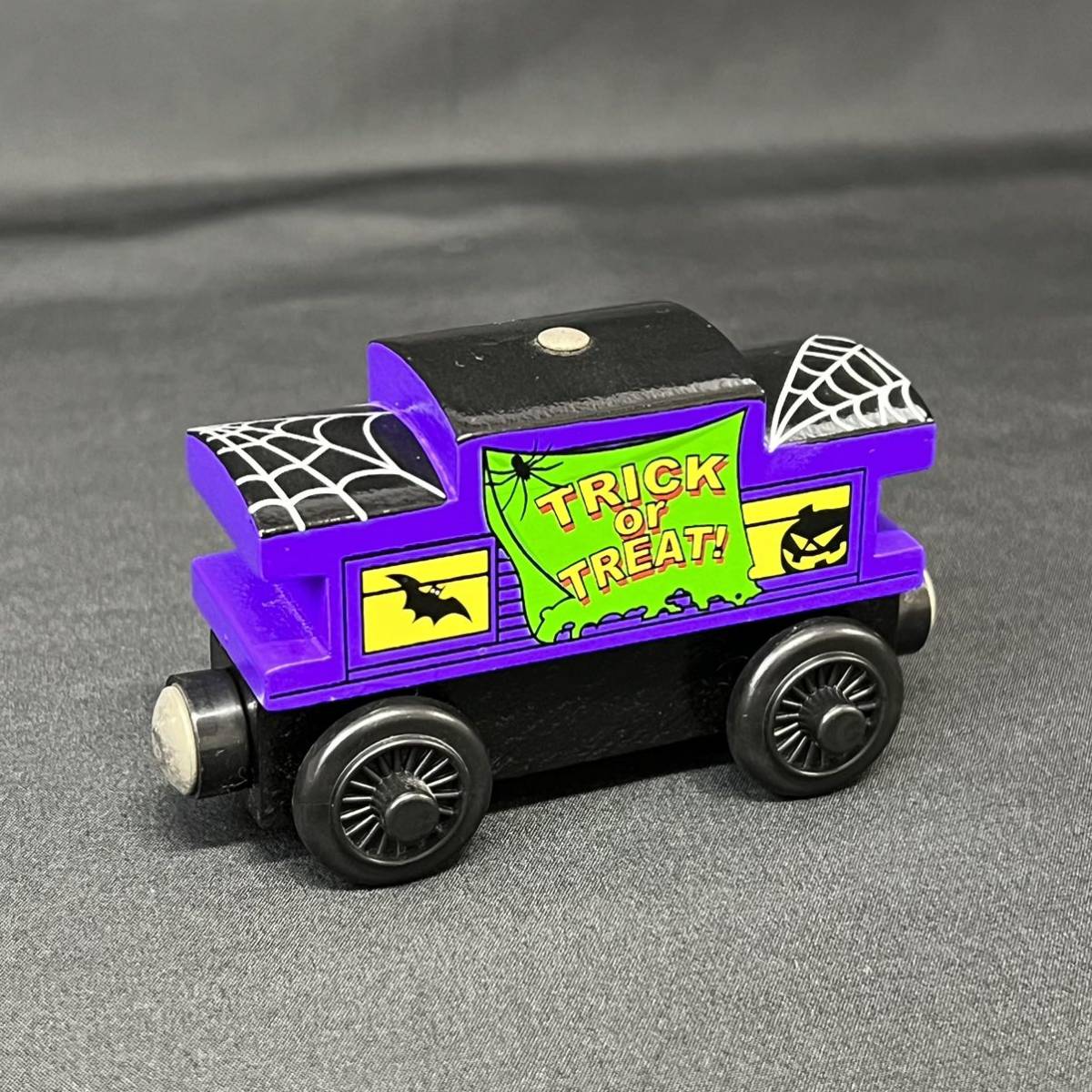 きかんしゃトーマス木製レールの値段と価格推移は?|件の売買データ
