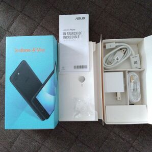 箱と付属品 ZenFone4MAX