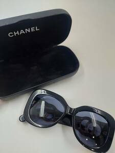 CHANEL シャネル ココマーク サングラス メガネ ブラック black レディース メンズ ファッション小物 ケース付き ケースに傷有り