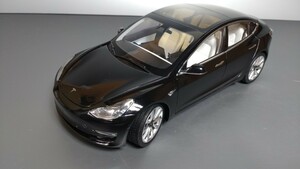 絶版希少　メーカー純正品　1/18 Tesla Model 3 テスラ　モデル　3 ブラック　未展示品　 ミニカー