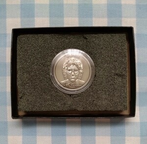 Чрезвычайно редкие, драгоценные и труднодоступные мемориальные товары Джон Леннон [Медаль из стерлингового серебра (925)] 781 / 10 000 ограниченный выпуск в 1992 году, с сертификатом