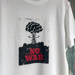 送込 SAY NO TO WAR 戦争反対　核兵器根絶　半袖Tシャツ　白　Mサイズ