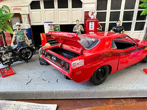 Jada 1973年プリムス　バラクーダ　ダイキャストミニカー 1/24スケール（レッド） ■ アメリカン雑貨 アメリカ雑貨_画像10