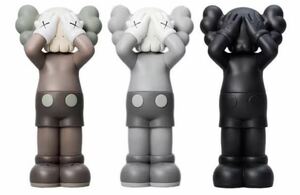 Kaws Holiday UK виниловая фигура коричневая серая черная черная 3 набор для кузова коров праздничные фигура коричневая серая черная