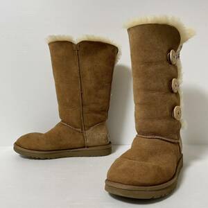 【新品同様】UGG Bailey Button Triplet アグ ベイリーボタン トリプレット 1873 ムートンブーツ シープスキン US6 23cm ブラウン　＊12