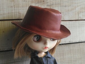 本革テンガロン　ネオブライス　ハンドメイド　　帽子　ハット　キャップ１２ Blythe アウトフィット 