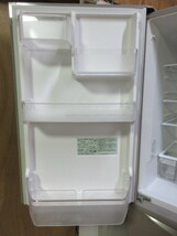 C584●日立■HITACHI■ノンフロン冷凍冷蔵庫■R-K32JVL(T)型■315L■2019年製■中古品_画像5