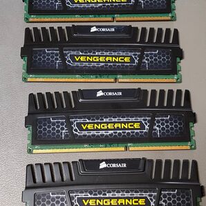 メモリー CORSAIR VENGEANCE 16GB ジャンク
