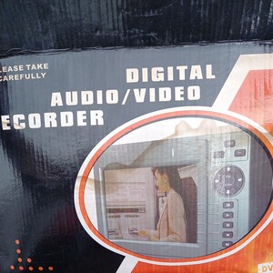 digital video recorder 3045071b 未試験　ジャンク箱あり、　画像にある本体のみ　ゆうパック100 ビデオ　レコーダー　アンティーク?