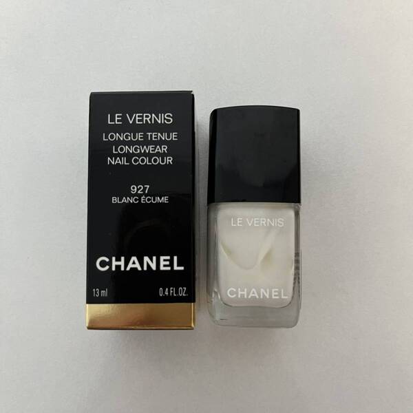 CHANEL シャネル　ネイルポリッシュ