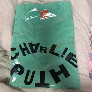 Charlie Puth Tシャツ