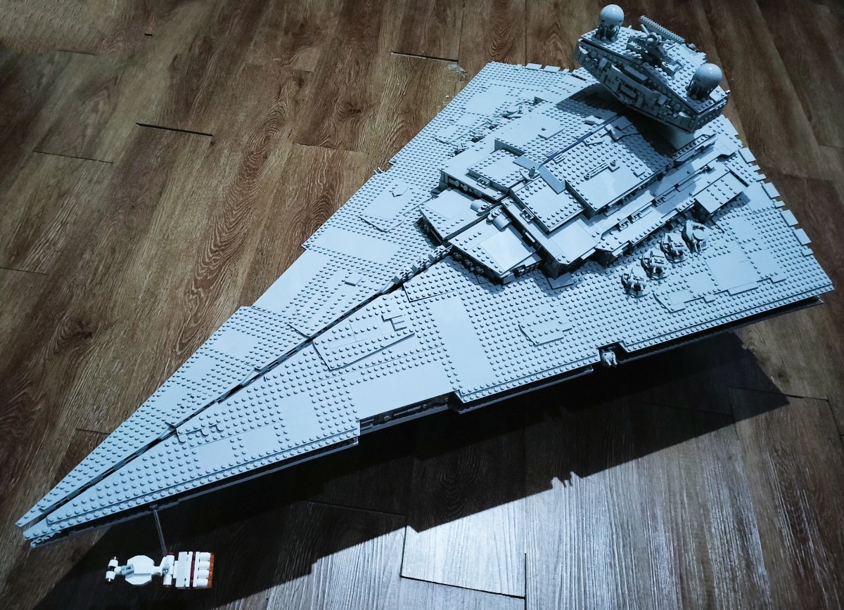Lego 75252の値段と価格推移は?|3件の売買データからLego 75252の