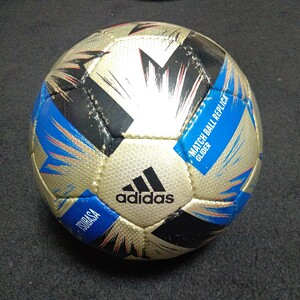 adidas Adidas soccer ball 5 number lamp JFA official recognition lamp TSUBASA ball contest for free shipping 