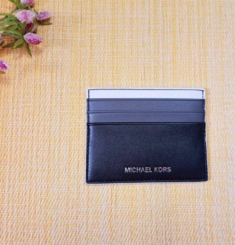 新品！ マイケル・コース MICHAEL KORS カードケース