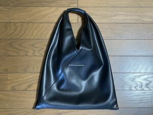 maison margiela mm6 メゾンマルジェラエムエムシックス　ジャパニーズトートバッグ ミニ 黒 フェイクレザー