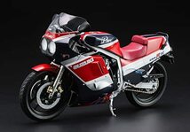 ハセガワ 1/12 スズキGSX-R750(G)(GR71G) レッド/ブルーカラー プラモデル 21741_画像3