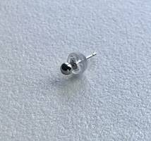 プラチナピアス 丸玉ピアス 3mm 片耳 プラチナピアス 送料無料 pt900 _画像4