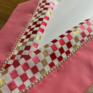 白地に格子柄の桃パール　新品　刺繍半衿　重ね襟　和装小物　洗えるポリエステル　パールビーズ　卒業式　袴 レース　