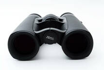 ★☆ 視界良好！ Carl Zeiss カール・ツァイス プレミアム万能双眼鏡 Victory SF 10×32【付属品充実】★☆_画像3