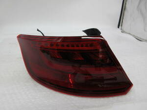 AUDI A3 8V Sportback right tail light 8V4.945.195.A 5 pin used *051013rs