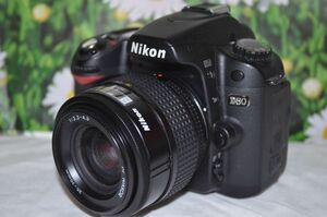 ☆美品☆初心者おススメ☆届いてすぐ使える☆ニコン Nikon D80