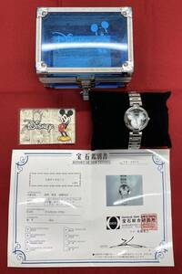 ＃5114【中古品】香港ディズニーランド開園記念時計　クォーツミッキーマウス型8000/6259　