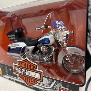 Maisto 1/18 HARLEY-DAVIDSON Boston Police ハーレーダビッドソン ボストン ポリス 警察 白バイ バイク ミニカー モデルカー