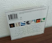 Genesis / Turn It On Again ~ The Hits ~ / ジェネシス / ターン・イット・オン・アゲイン～ベスト・アルバム / 中古品 CD_画像2