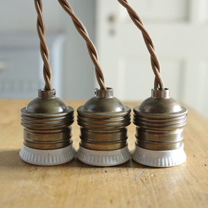 3個セット* 1920年代 フランス アンティーク 飴色 陶器 フランジ 真鍮 ソケット ランプ B*/吊り下げ 北欧 照明 カフェ アトリエ ライト