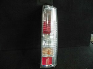  Suzuki Every Wagon ABA-DA64W right tail lamp 35603-68H3R