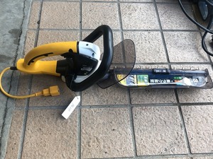 [101] Tottori prefecture departure beautiful goods RYOBI Ryobi barber's clippers hedge trimmer [ HT-3032 ] operation verification settled present condition sale < pickup welcome > Hiroshima Okayama Shimane Hyogo 