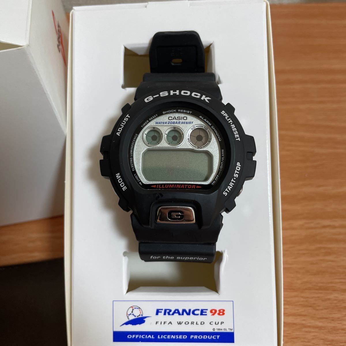 値下げ！CASIO G-SHOCK DW-6900-WC-2AT 腕時計 メンズ-