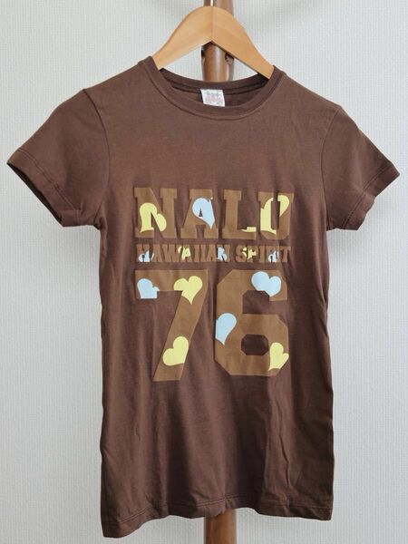 ＜新品＞＜ハワイ＞＜日本未入荷＞＜限定＞Nalu Hawaiian Spirit ロゴ＆ハートデザインTシャツ　ブラウン