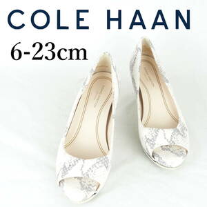 MK1340**美品*Cole Haan*コールハーン*レディースオープントゥパンプス*23cm*白、パイソン柄