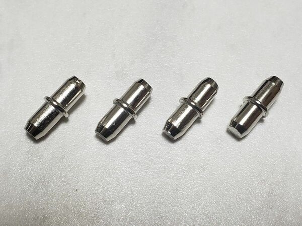 棚ダボ　4個　5mm x 16mm