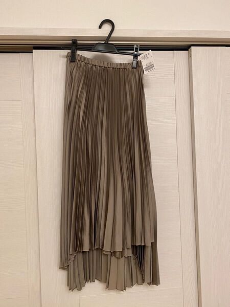 新品 未着用 タグ付き★Spick and Span★ サテンラップスカート