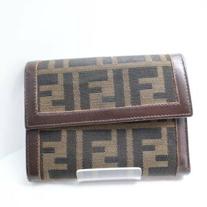 FENDI ( Bランク ) フェンディ ズッカ柄 二つ折り財布 イタリア製 使用感あり No.2