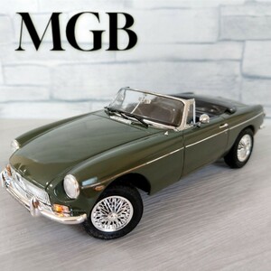 アオシマ製 1/24 MGB 完成品 